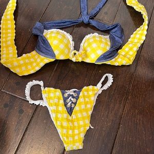 Beach bunny gingham bikini